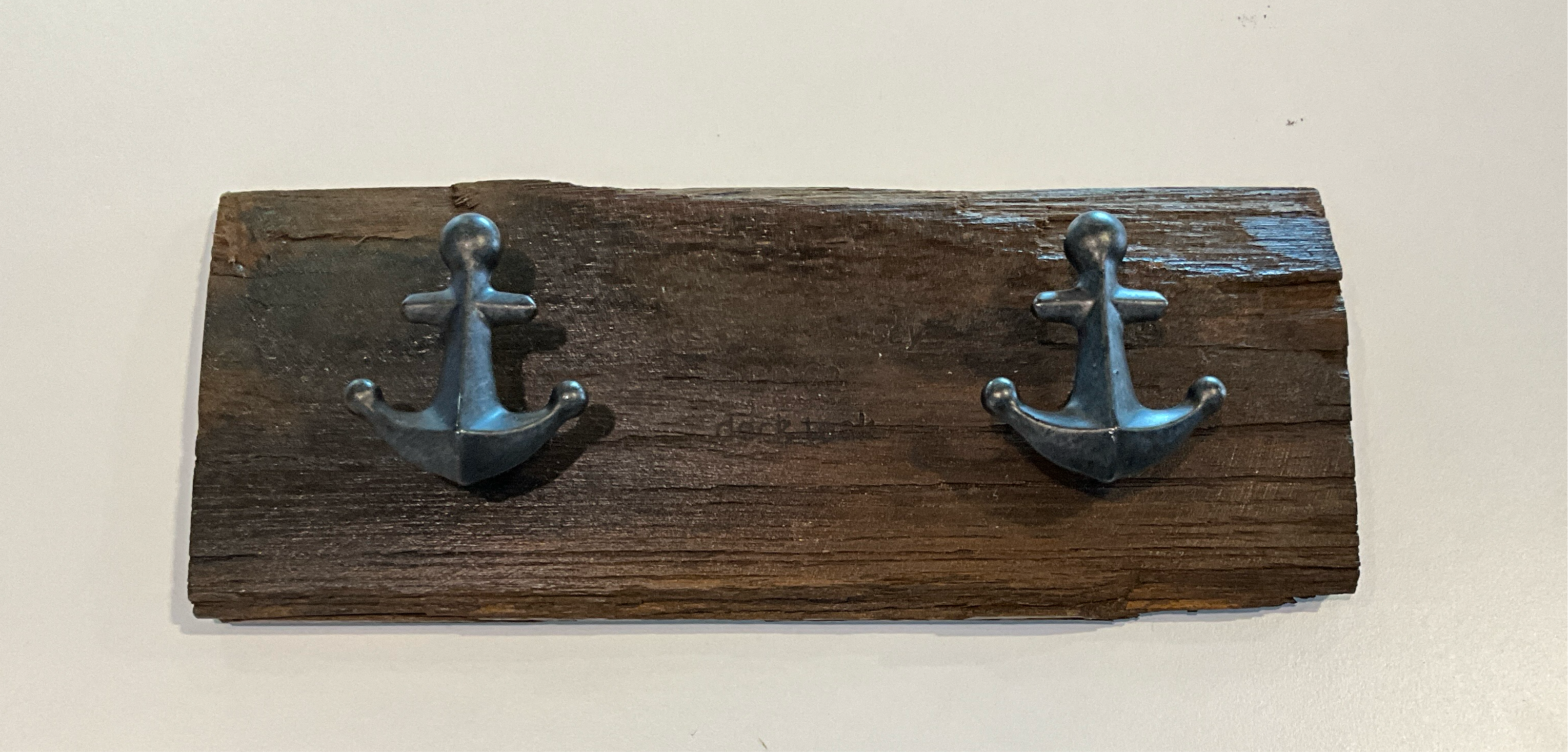 Teak with Two Anchor Hooks