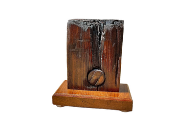 BB62 Teak 4x4 Display (1 Plug)