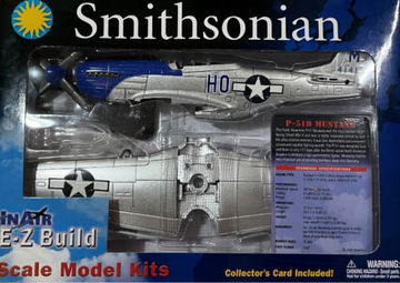 P-51D Mustang Smithsonian Scale Model Kit