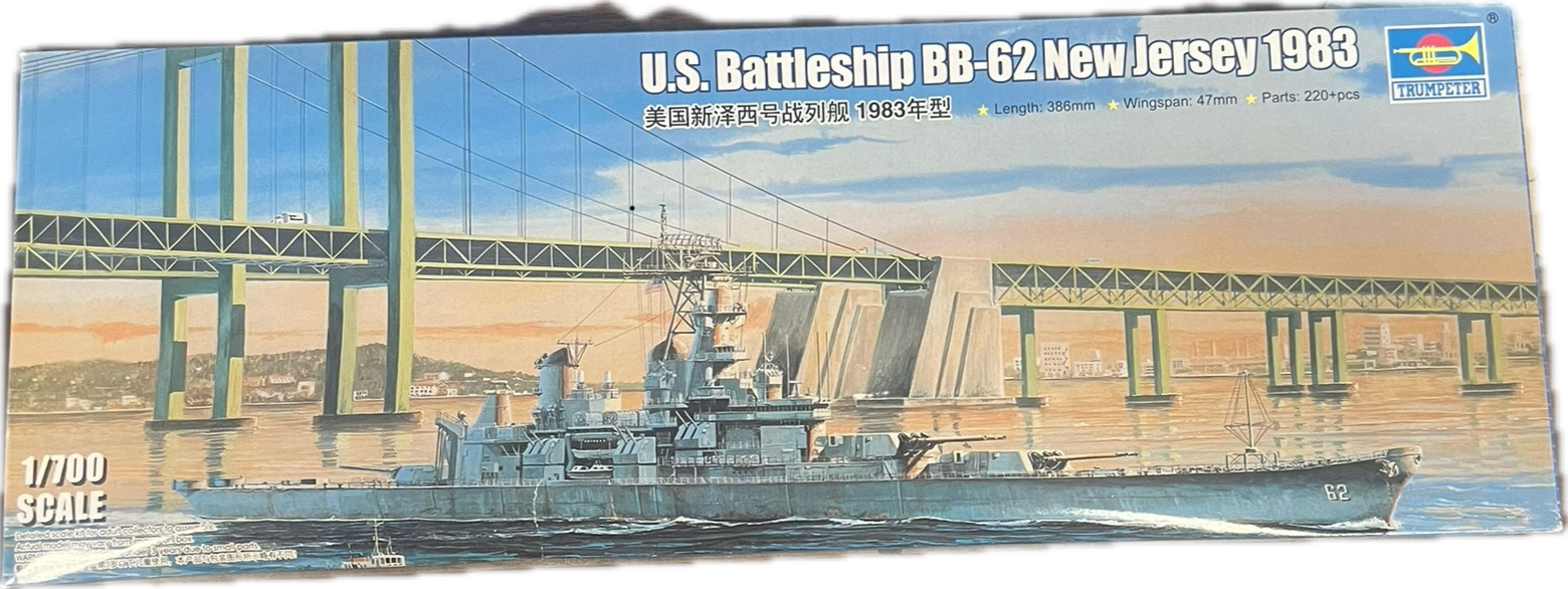 Trumpeter 1/700 USS NJ 1983 Era Model